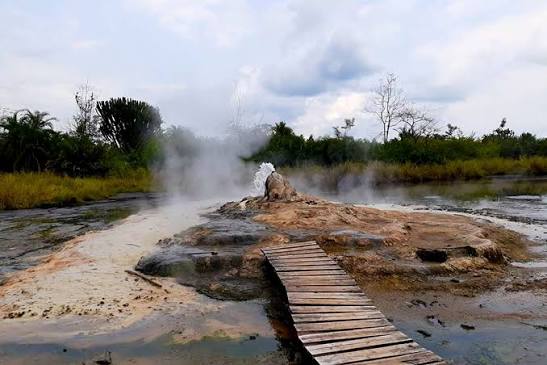 Semuliki National Park Safari Uganda - Uganda Wildlife